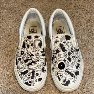 1 of a kind white and black slip on vans womens 6.5 men’s 5 drawn on art design